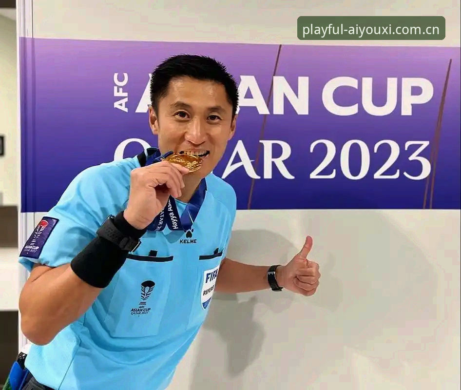 爱游戏2025版登录入口攻略 从裁判马宁的行程看爱游戏2025版登录入口攻略——如何避开用户反馈的坑